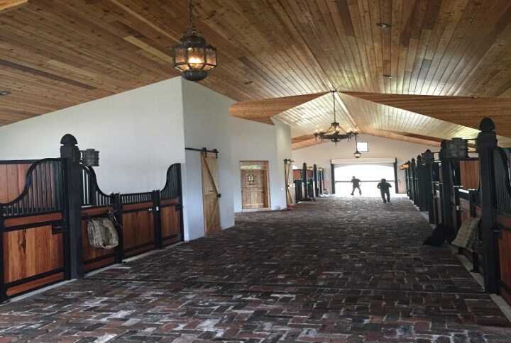 Cedar Horse Stable Finished (1)